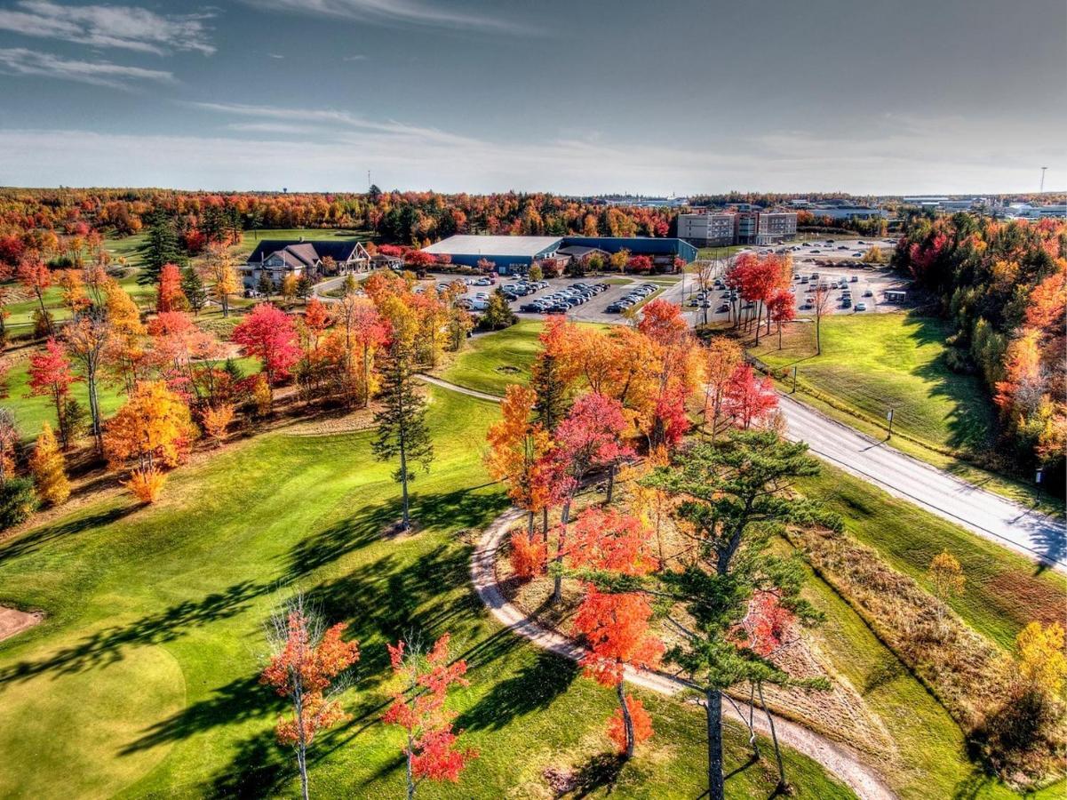 Radisson Kingswood Hotel & Suites, Fredericton Exteriér fotografie